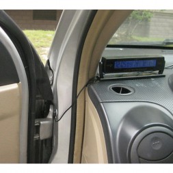 Автомобильные часы в машину авто 7013v с подсветкой, вольтметром и термометром